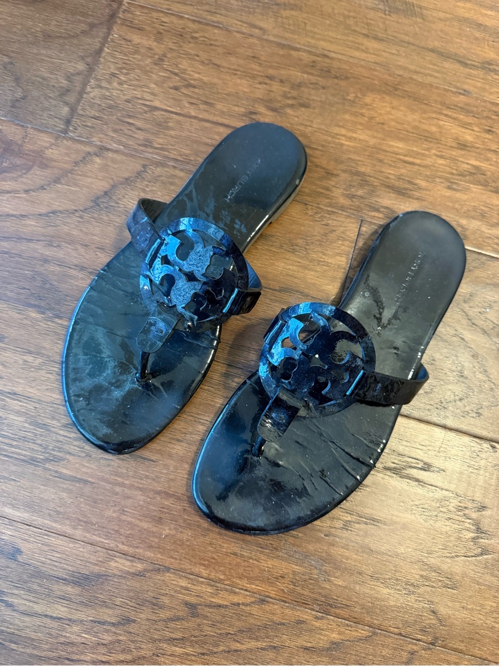 Tory Burch Black Patent leather soft sole size 7.5